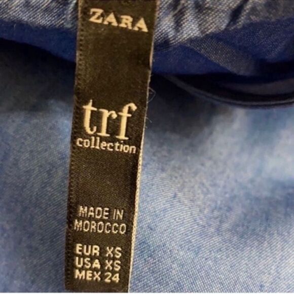 Zara Asymmetrical Ruffle Puff Sleeve Denim
Dress (Size XS) - Picture 5 of 6